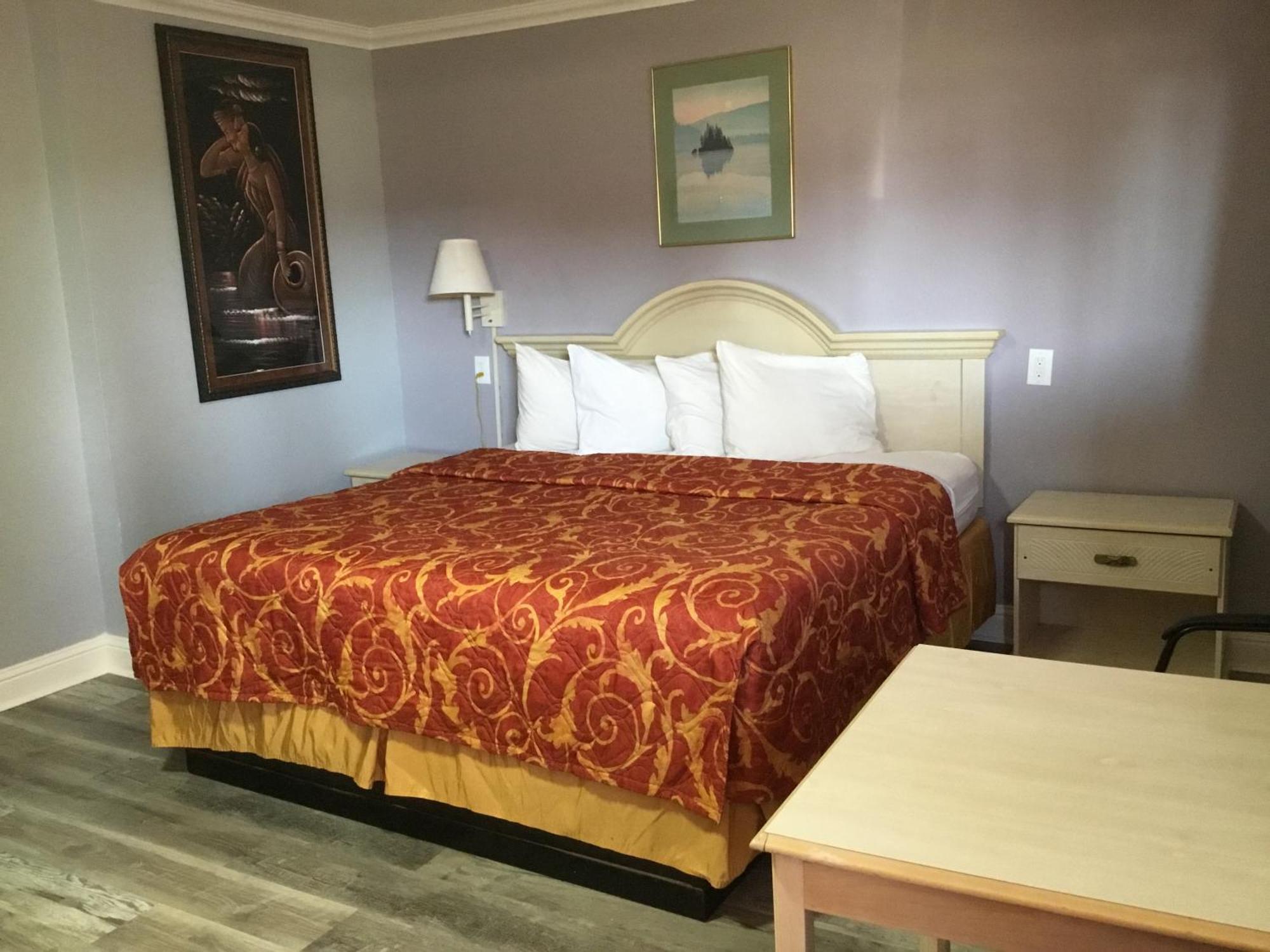 Budget Inn Плейнв'ю Екстер'єр фото